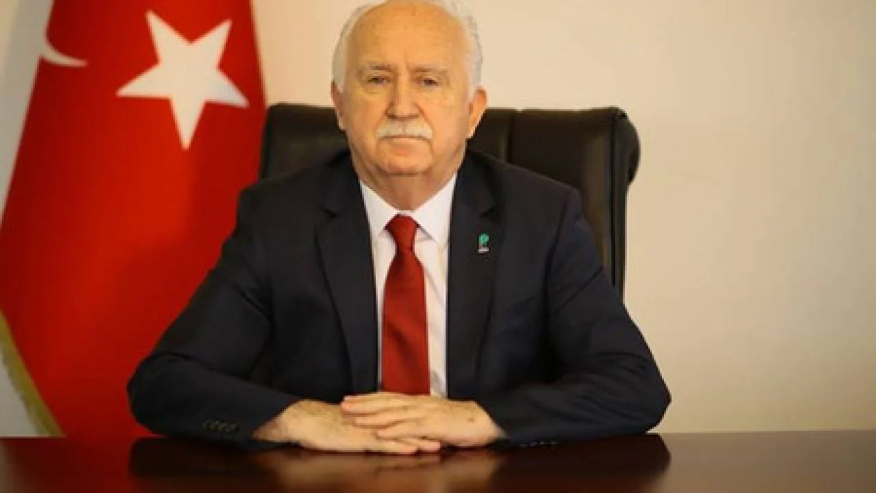 Davutoğlu'nun danışmanı istifa etti: 'Genel başkana olan inancımı kaybettim'